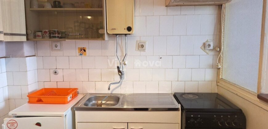 POLUOTOK, 62 m2, IDEALNO ZA URED