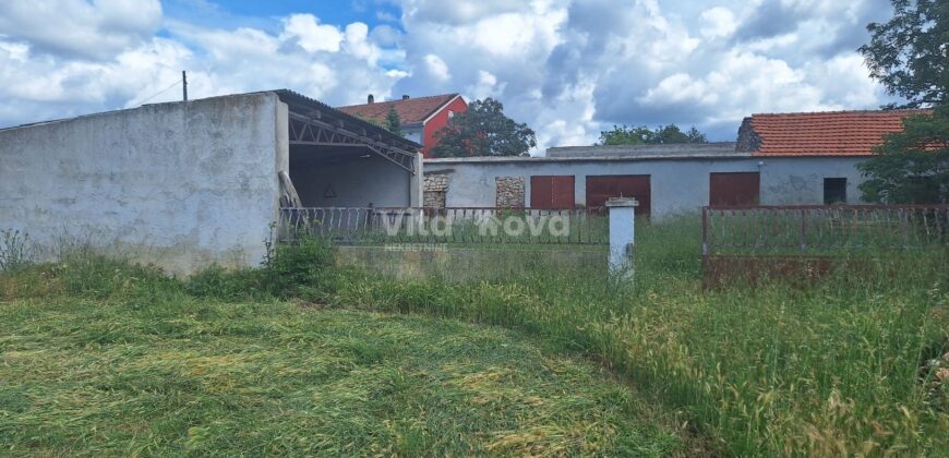 RAŠTANE GORNJE, STARINA NA ZEMLJIŠTU OD 2280 m2
