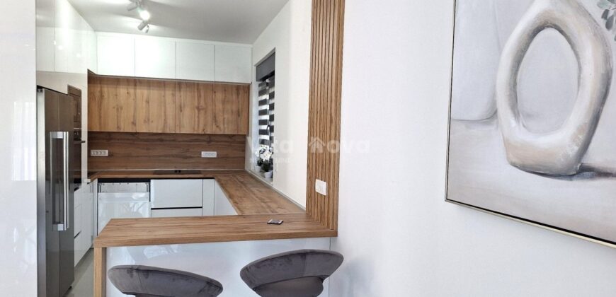 VIR, NOVOGRADNJA, BAZEN, KOMPLETNO OPREMLJENA!