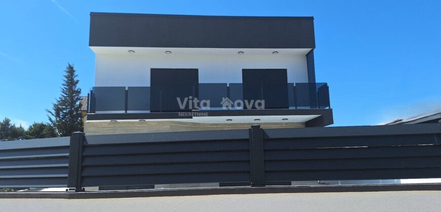 VIR, NOVOGRADNJA, BAZEN, KOMPLETNO OPREMLJENA!