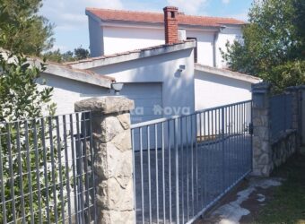 ŽDRELAC-70 METARA OD MORA, POGLED NA MORE! ŽDRELAC-70 METARA OD MORA, POGLED NA MORE!