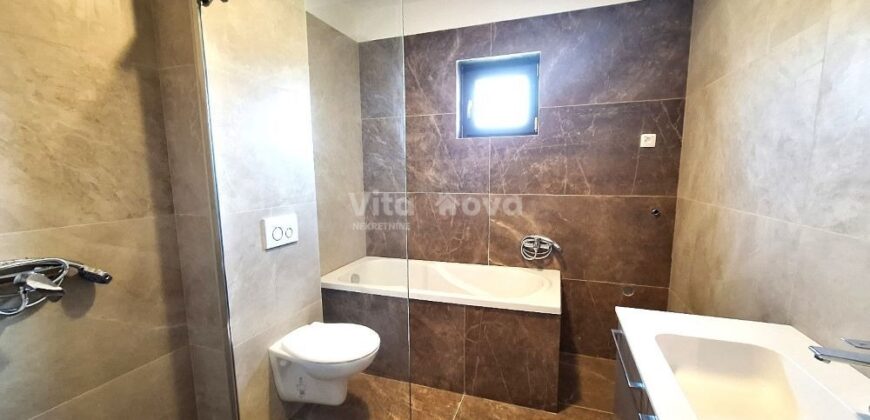PRIVLAKA- BLIZINA CENTRA, NOVOGRADNJA, VIŠE STANOVA U PONUDI!