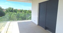 PRIVLAKA- BLIZINA CENTRA, NOVOGRADNJA, VIŠE STANOVA U PONUDI!