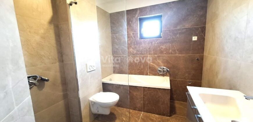 PRIVLAKA- BLIZINA CENTRA, NOVOGRADNJA, VIŠE STANOVA U PONUDI!