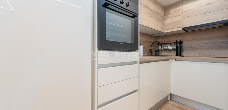 BORIK, 2-SOBAN, DUGOROČNO!