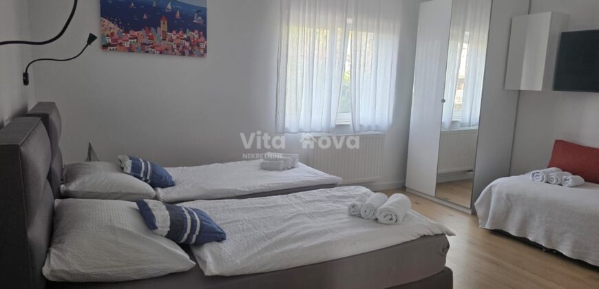 BORIK, 3-SOBAN, VRHUNSKI OPREMLJEN, DUGOROČNO!