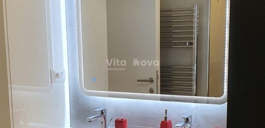 BORIK, 3-SOBAN, VRHUNSKI OPREMLJEN, DUGOROČNO!