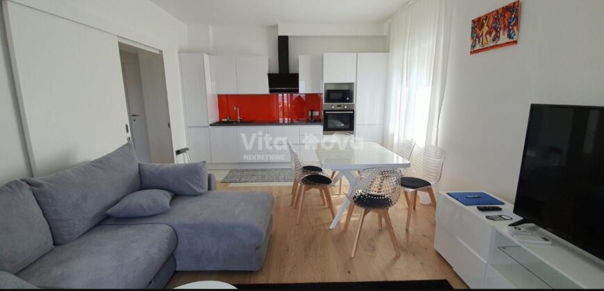 BORIK, 3-SOBAN, VRHUNSKI OPREMLJEN, DUGOROČNO!