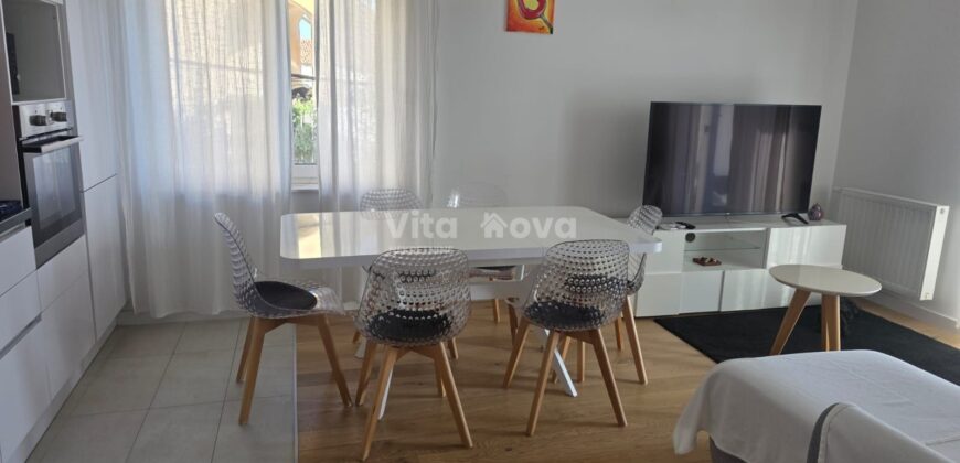 BORIK, 3-SOBAN, VRHUNSKI OPREMLJEN, DUGOROČNO!