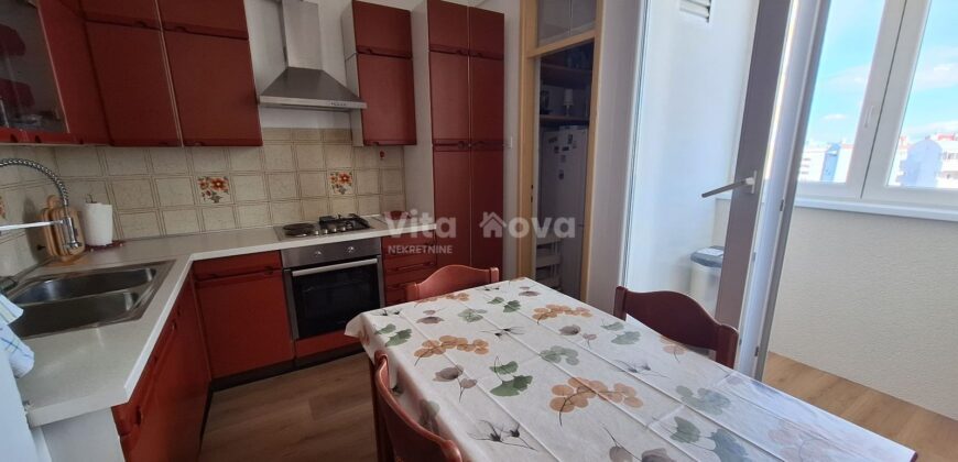VOŠTARNICA, 60 M2, KOMFORAN, BLIZINA CENTRA