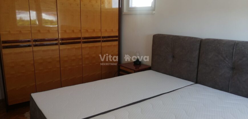 VOŠTARNICA, 60 M2, KOMFORAN, BLIZINA CENTRA