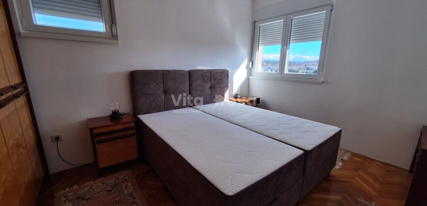 VOŠTARNICA, 60 M2, KOMFORAN, BLIZINA CENTRA