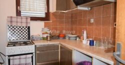 POLIČNIK, ZA MAX. 8 RADNIKA, GARAŽA I SKLADIŠTE!