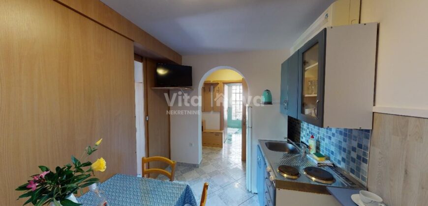 SUKOŠAN, 1. RED DO MORA, ATRAKTIVNO! PRILIKA!