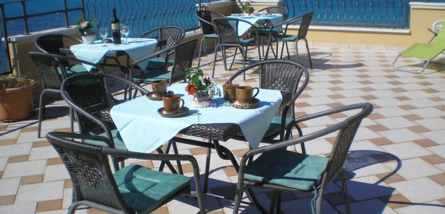 SUKOŠAN, 1. RED DO MORA, ATRAKTIVNO! PRILIKA!