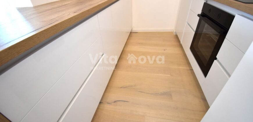 BORIK, NA CIJELU GODINU, NOVOGRADNJA, LIFT, GARAŽA!