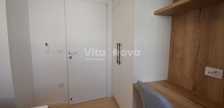 BORIK, NA CIJELU GODINU, NOVOGRADNJA, LIFT, GARAŽA!