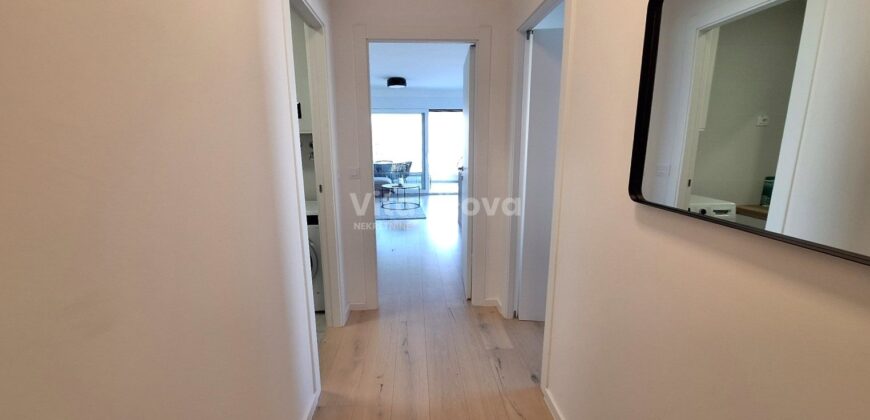 BORIK, NA CIJELU GODINU, NOVOGRADNJA, LIFT, GARAŽA!