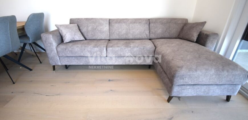 BORIK, NA CIJELU GODINU, NOVOGRADNJA, LIFT, GARAŽA!