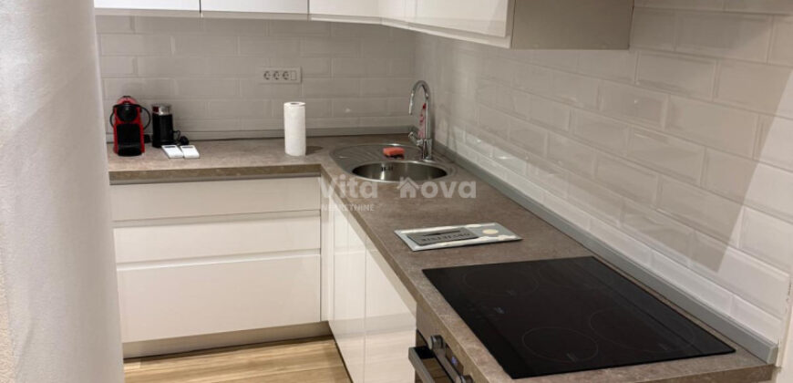 POLUOTOK, NOVOUREĐENO, 48 m2