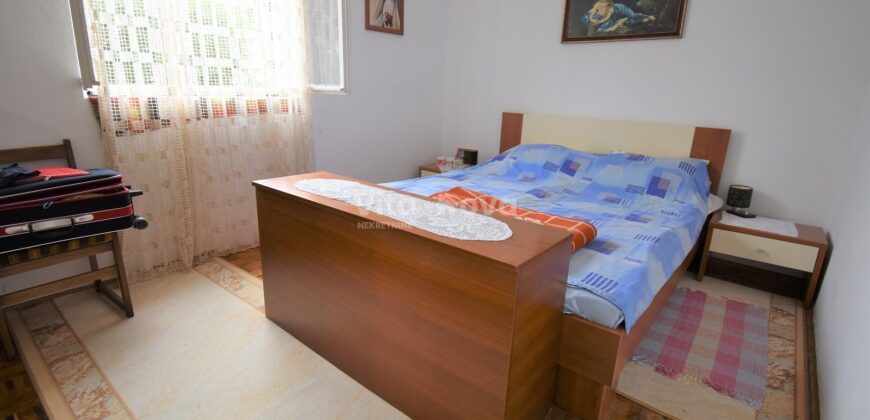 PRILIKA! SABUNIKE, KATNICA, 2 STAMBENE JEDINICE, DUPLEX