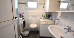 RAŽANAC- UREĐENA KUĆA, GARAŽA, VRT! RIJETKOST NA TRŽIŠTU!