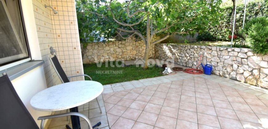 RAŽANAC- UREĐENA KUĆA, GARAŽA, VRT! RIJETKOST NA TRŽIŠTU!