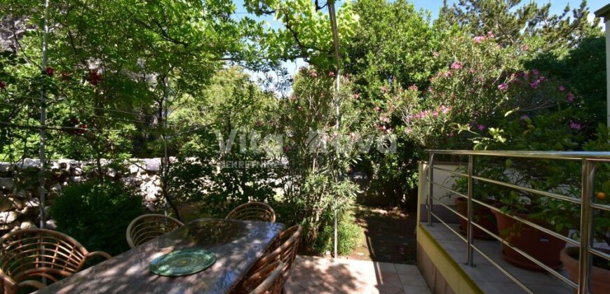 RAŽANAC- UREĐENA KUĆA, GARAŽA, VRT! RIJETKOST NA TRŽIŠTU!