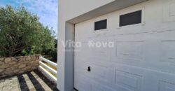 RAŽANAC- UREĐENA KUĆA, GARAŽA, VRT! RIJETKOST NA TRŽIŠTU!