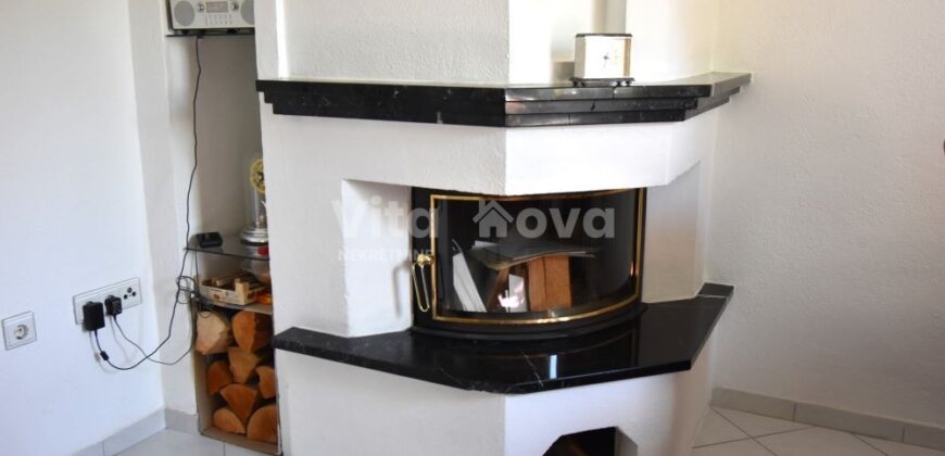 RAŽANAC- UREĐENA KUĆA, GARAŽA, VRT! RIJETKOST NA TRŽIŠTU!