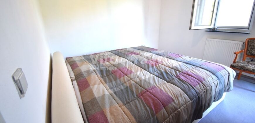 RAŽANAC- UREĐENA KUĆA, GARAŽA, VRT! RIJETKOST NA TRŽIŠTU!