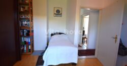 RAŽANAC- UREĐENA KUĆA, GARAŽA, VRT! RIJETKOST NA TRŽIŠTU!