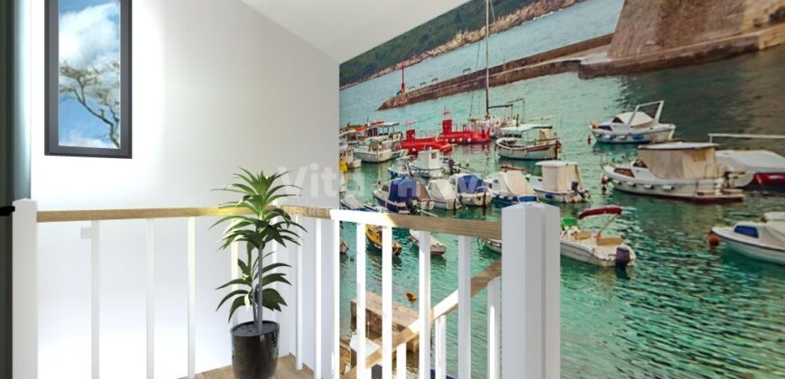 ZATON, NOVOGRADNJA, KUĆA U NIZU, BAZEN, PARKING!