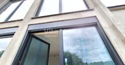 ZATON, NOVOGRADNJA, KUĆA U NIZU, BAZEN, PARKING!