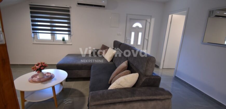 PLOČA- ZA RADNIKE, REŽIJE U CIJENI, NOVO UREĐENO! ZA 4 OSOBE