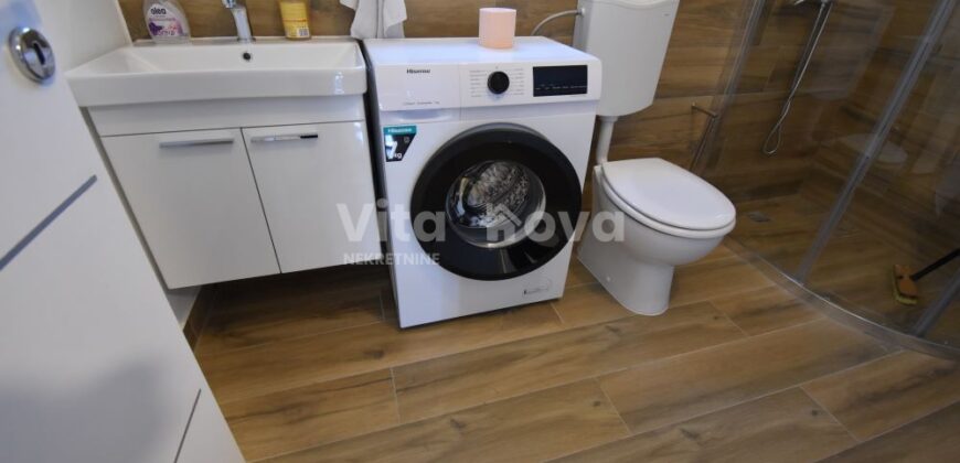 PLOČA- ZA RADNIKE, REŽIJE U CIJENI, NOVO UREĐENO! ZA 4 OSOBE