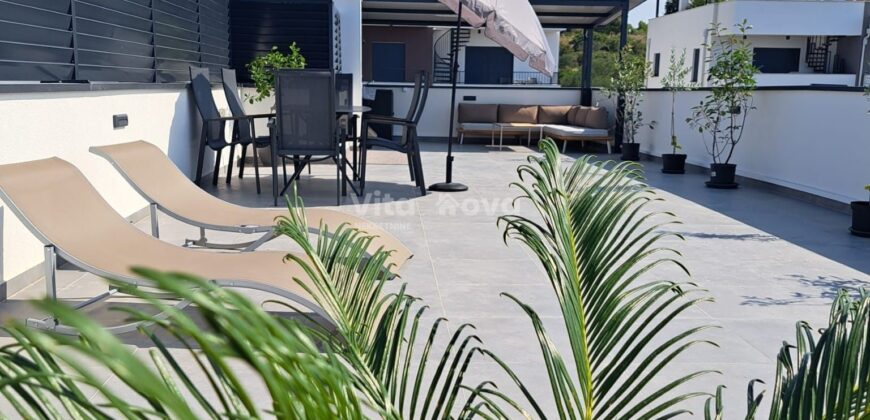 VIDIKOVAC- OD 15.09., EKSKLUZIVAN STAN S KROVNOM TERASOM VIDIKOVAC- OD 15.09., EKSKLUZIVAN STAN S KROVNOM TERASOM