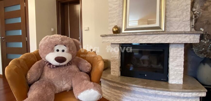 SMILJEVAC- SAMOSTOJEĆA, PRILIKA!