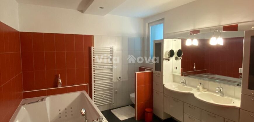 SMILJEVAC- SAMOSTOJEĆA, PRILIKA!