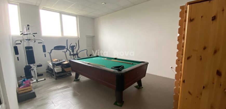 SMILJEVAC- SAMOSTOJEĆA, PRILIKA!