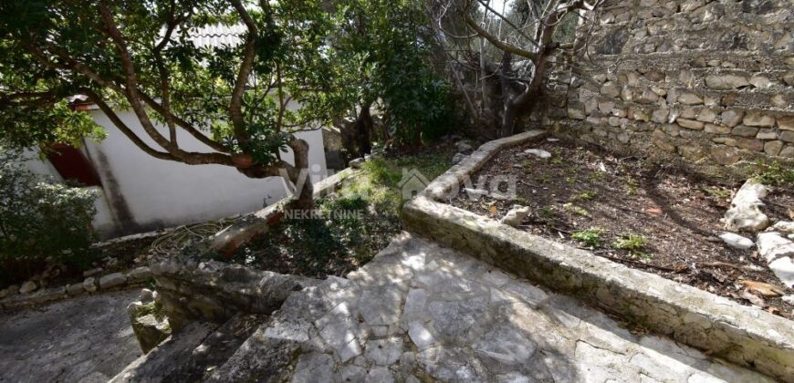 POSEDARJE, SNIŽENO!, POGLED NA MORE!