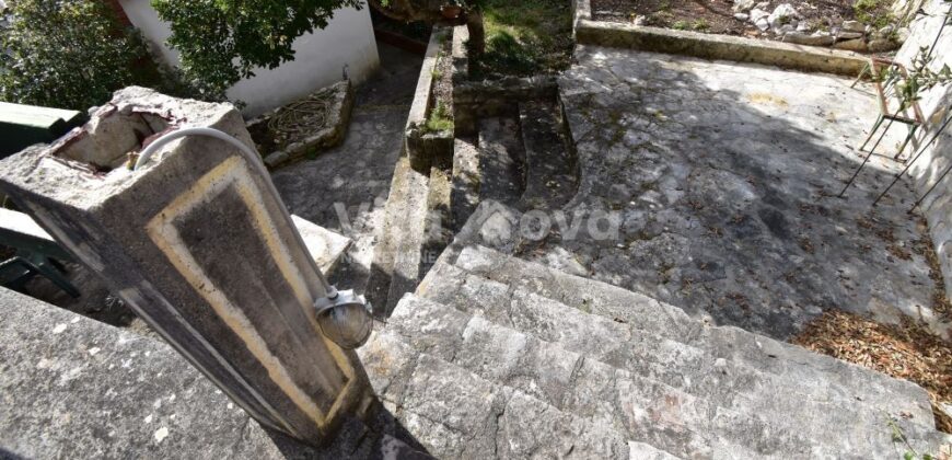 POSEDARJE, SNIŽENO!, POGLED NA MORE!