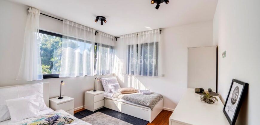 SUKOŠAN, 2-SOBAN, DO 01.06., MOŽE I NA KRAĆE