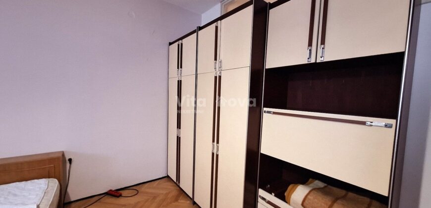 POLUOTOK, 62 m2, IDEALNO ZA URED