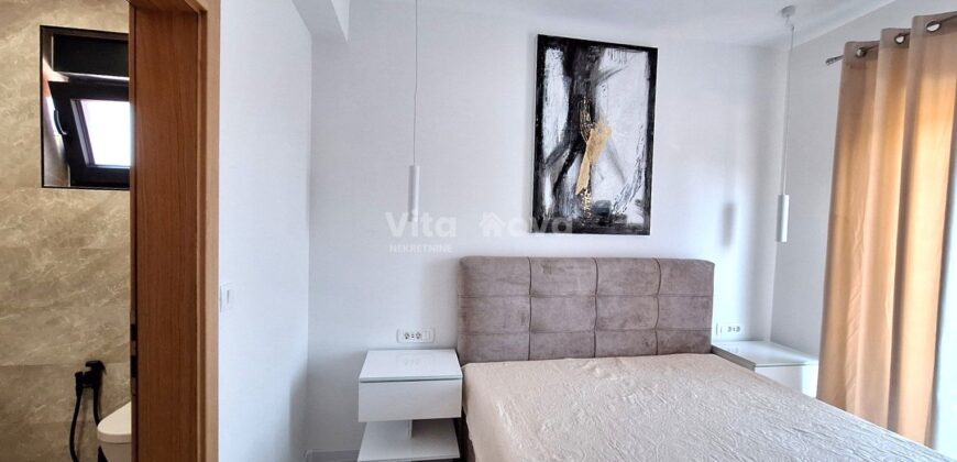 VIR, NOVOGRADNJA, BAZEN, KOMPLETNO OPREMLJENA!