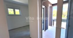 VIR, NOVOGRADNJA, 2 SP. SOBE, DVORIŠTE, MIRNI DIO!