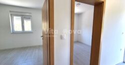 VIR, NOVOGRADNJA, 2 SP. SOBE, DVORIŠTE, MIRNI DIO!