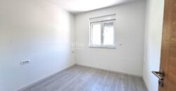 VIR, NOVOGRADNJA, 2 SP. SOBE, DVORIŠTE, MIRNI DIO!