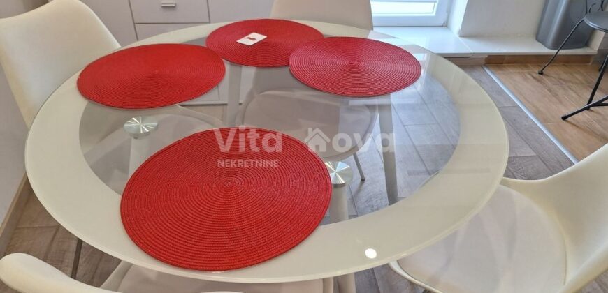 NIN- CENTAR, OD 01.10., DUGOROČNO,JEDNOSOBAN