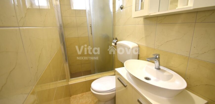 NIN- CENTAR, OD 01.10., DUGOROČNO,JEDNOSOBAN